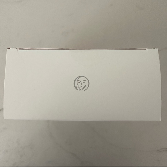 Olay Regenerist Collagen Peptide Moisturizer and Cleanseer Set - Picture 2 of 6